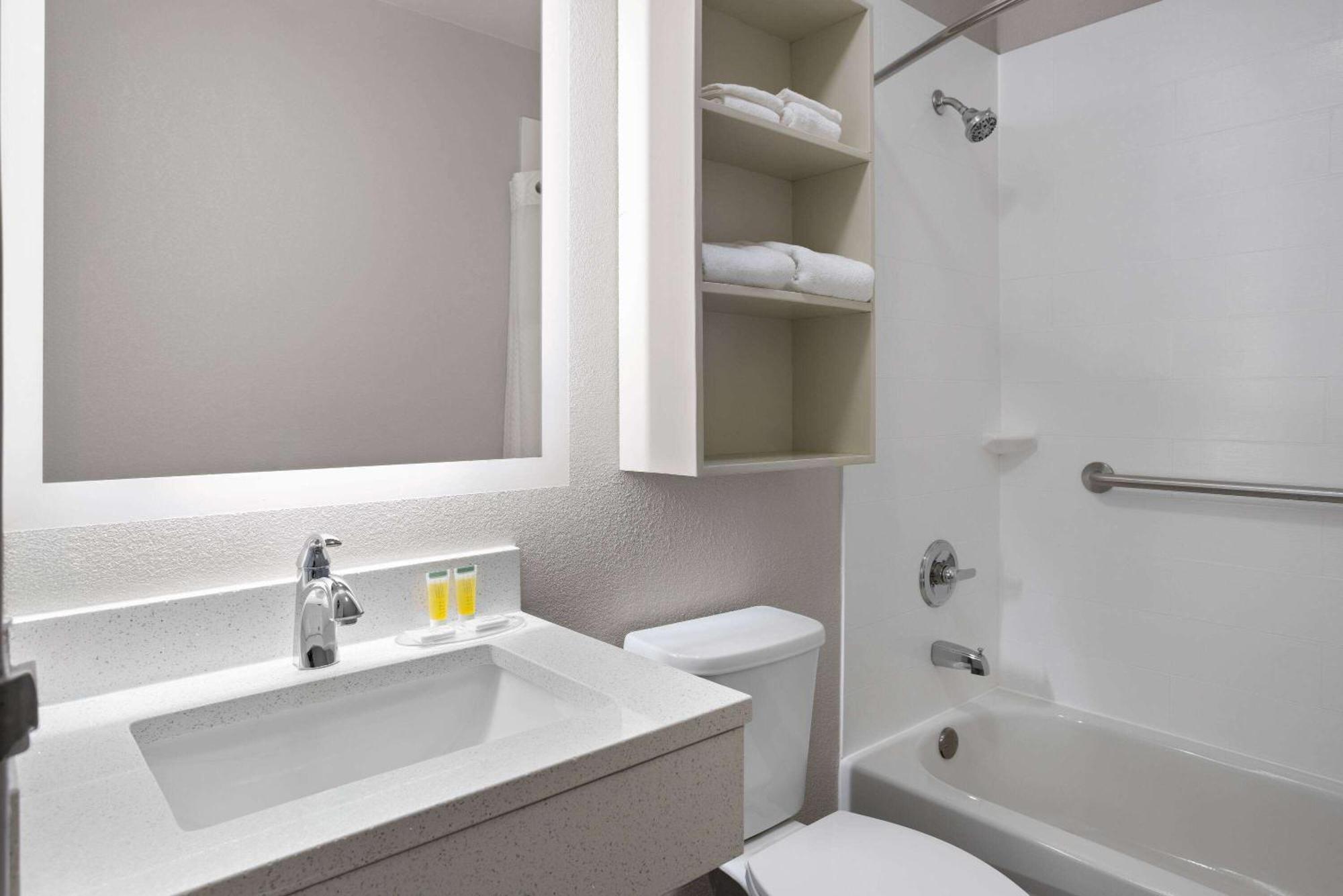 Microtel Inn By Wyndham Raleigh-Durham Airport Morrisville Zewnętrze zdjęcie