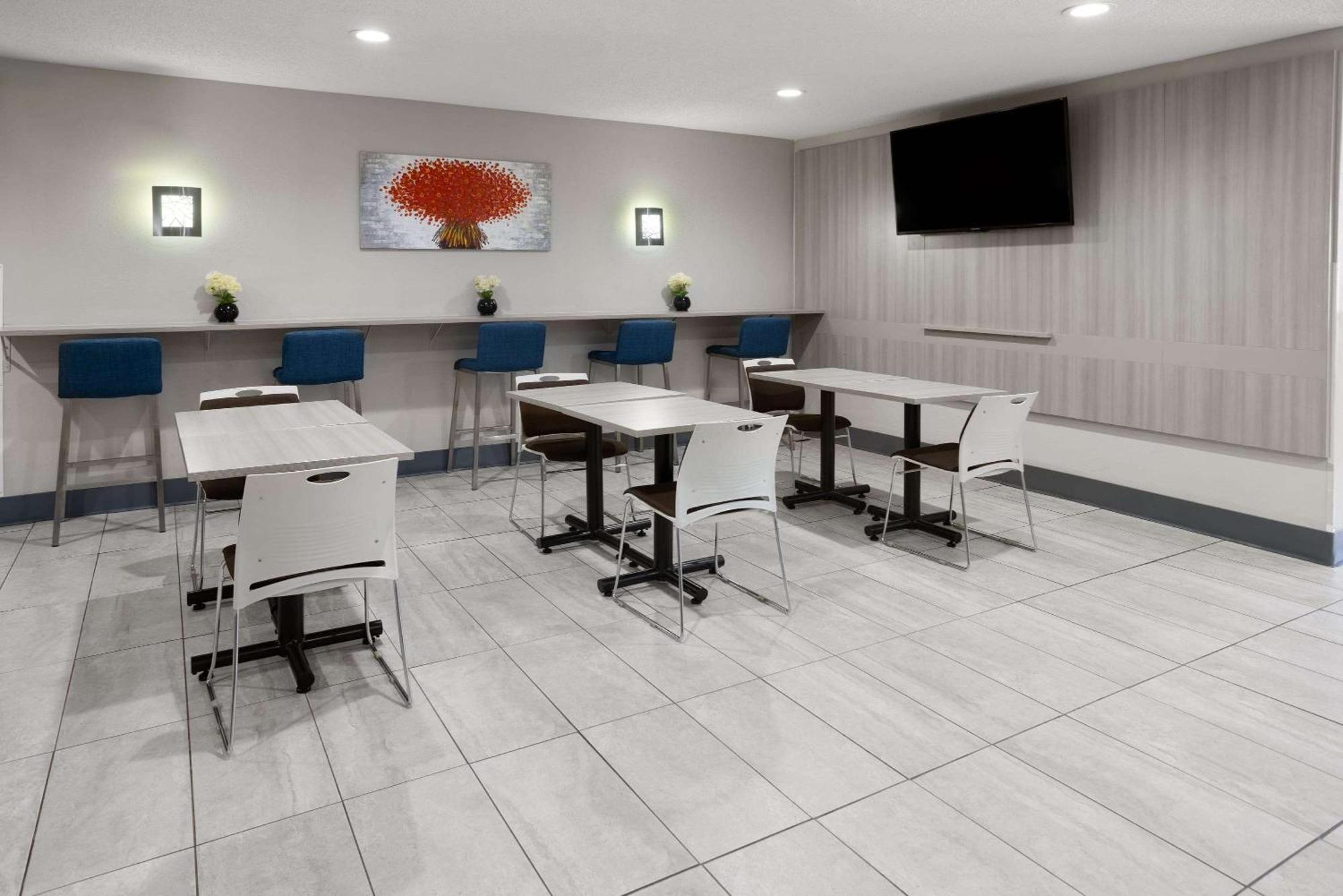 Microtel Inn By Wyndham Raleigh-Durham Airport Morrisville Zewnętrze zdjęcie